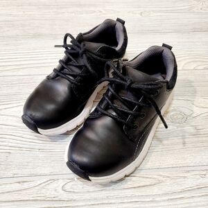 STRIDE RITE Boys Cru Sneaker Size 11 Black Leather Lightweight Toddler Shoes EUC